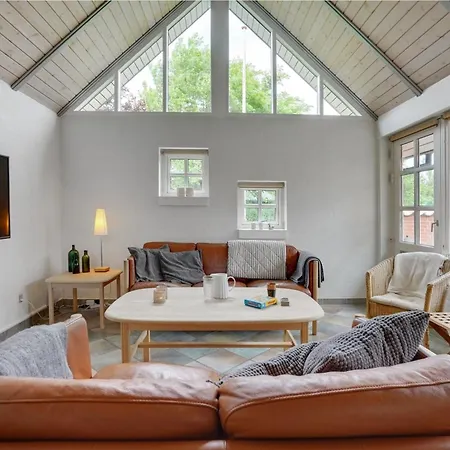 Prázdninový dům Radojka - 75m From The Sea By Interhome *