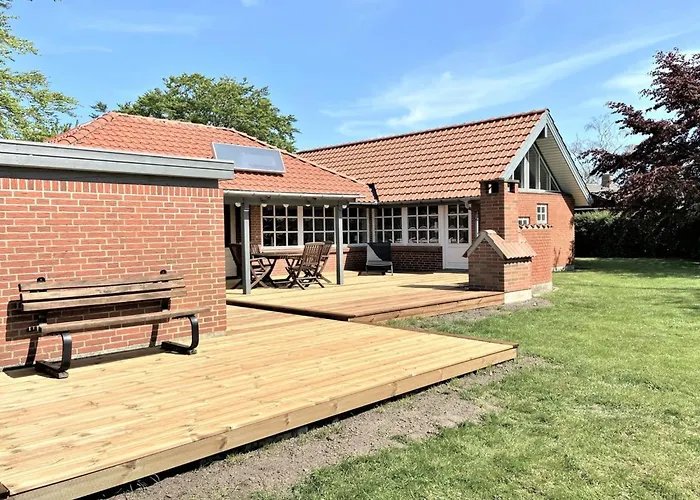 Radojka - 75m From The Sea By Interhome